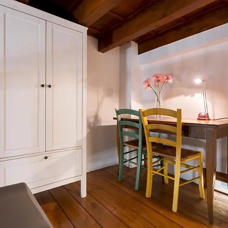 Oriuolo 8 Appartement *