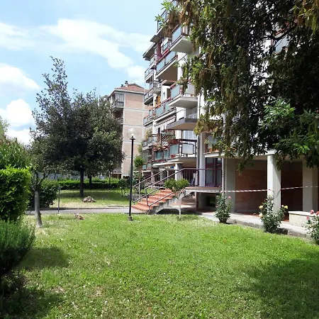 Mamma Sandra, Incantevole Tre Posti Piu Uno Appartement *