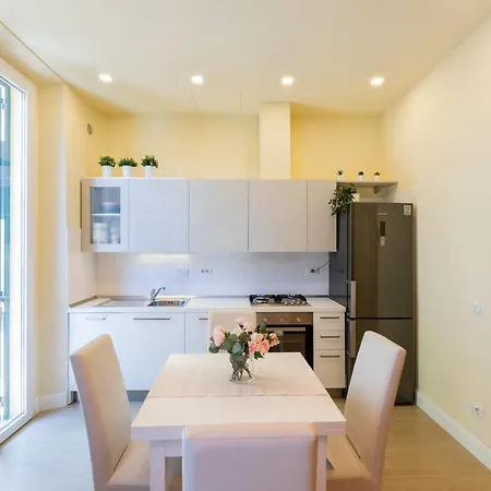 Flat Volturno- Florentine Neighbourhood