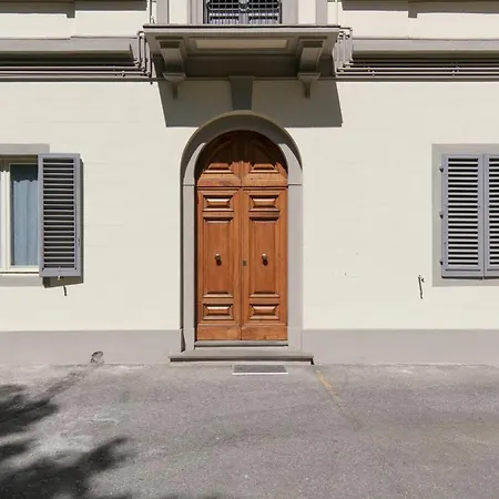 Roommo Viale Dei Mille Apartment Florenz