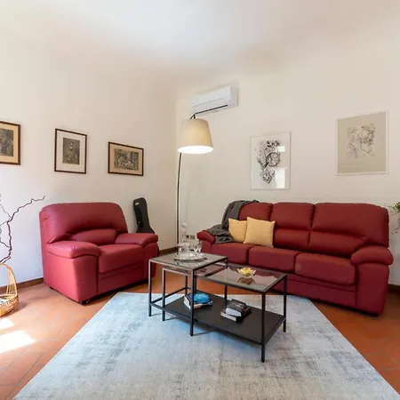 110 Sqm 6 Sleeps In Santa Croce Apartment *