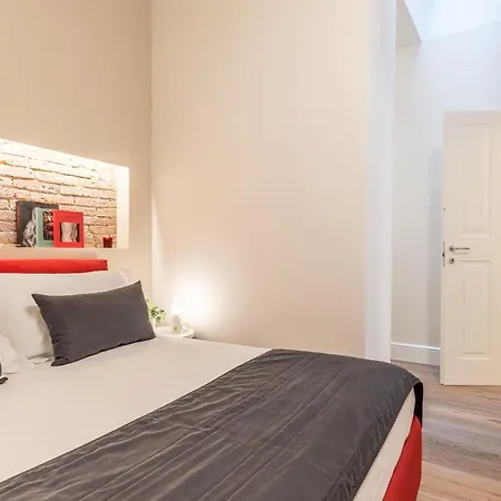 Piattellina Five Senses Apartment Florenz