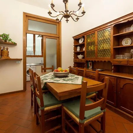 Apartment 110 Sqm 6 Sleeps In Santa Croce