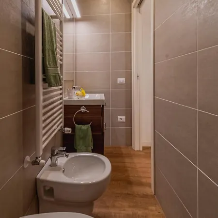 32 Nero - San Niccolò Firenze
