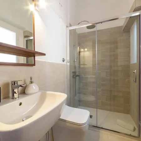 110 Sqm 6 Sleeps In Santa Croce