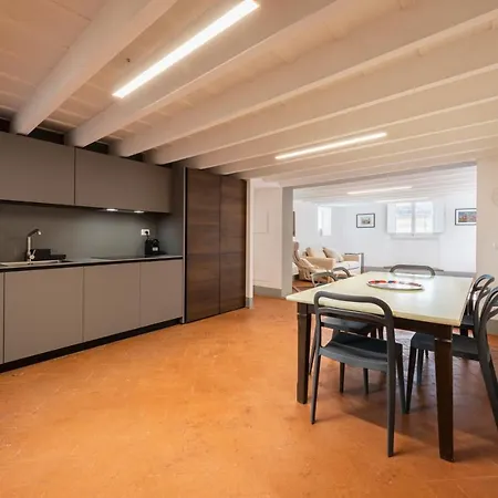 Santo Spirito View By Mmega Apartment Florence