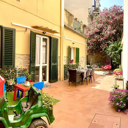 Santa Croce Garden