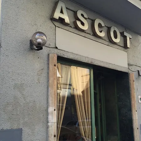 Ascot Hotel