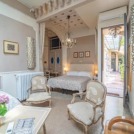Relais & Maison Grand Tour Bed & Breakfast