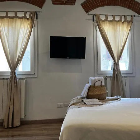A Casa Di Anna Pensión Florencia