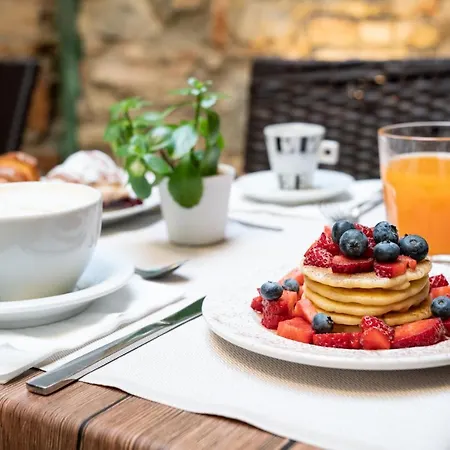 Le Stanze Dei Medici Bed & Breakfast 3*
