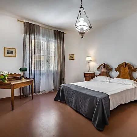Yid Cavour 4 Luxury Apt In The Heart Of Apartament Florencja