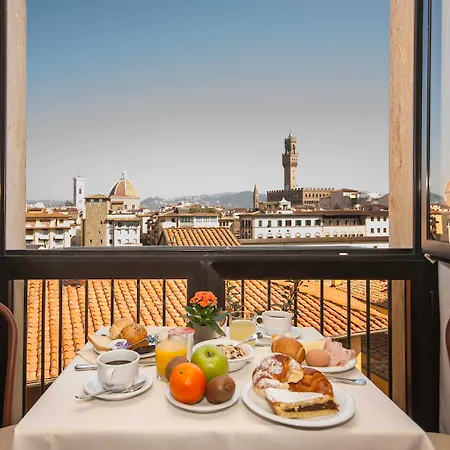 מלון Pitti Palace Al Ponte Vecchio 4*