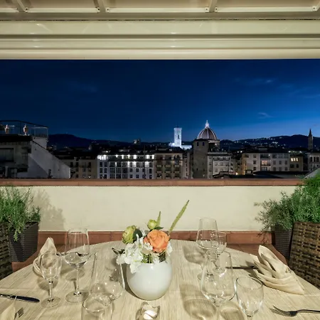 Pitti Palace Al Ponte Vecchio 4* פירנצה