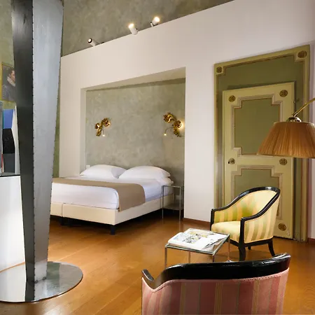 Leone Blu | Esperienze Hotel 2*