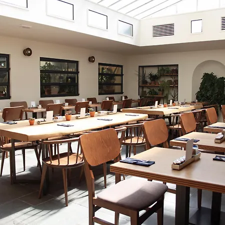 C-hoteles Diplomat Hotel 4*