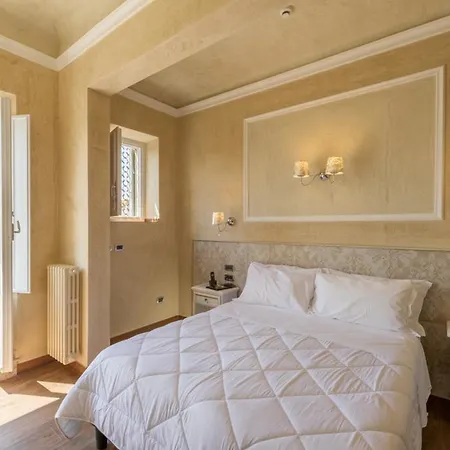 California Hotel 4*