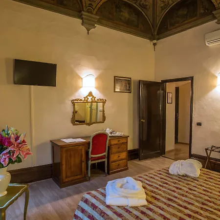 Szálloda Paris 3*