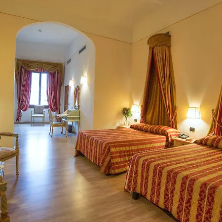 Szálloda Paris 3*