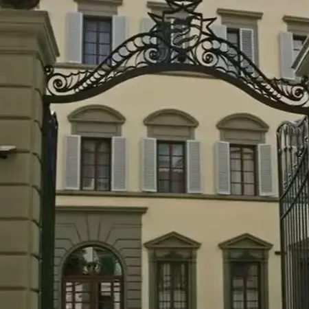 Palazzo Dei Ciompi 4* Firenze