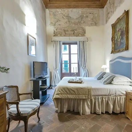 דירה Tintoretto Frescoed Loft In The Oltrarno