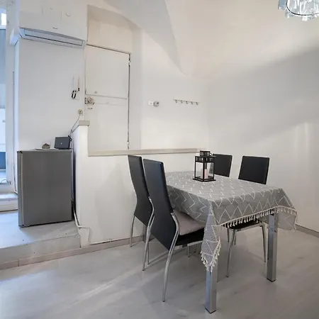 Apartment Secret Florence
