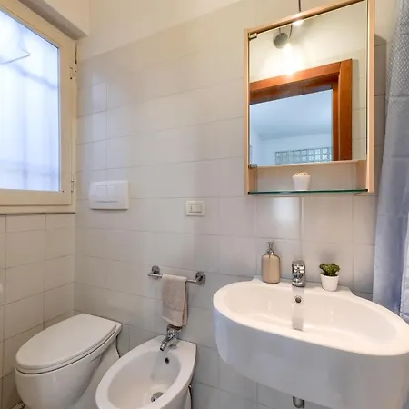 Le Cure Large Apt, 6+1 Beds. Center 15 Min Far By Bus. Апартаменты *