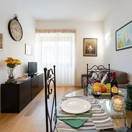 Santa Maria Novella - Flo Apartment