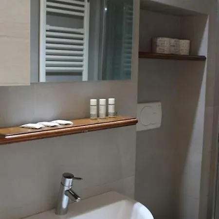 Apartment Modern 3br Near Santa Maria Novella Station