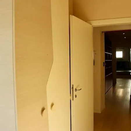 Modern 3br Near Santa Maria Novella Station Apartment *