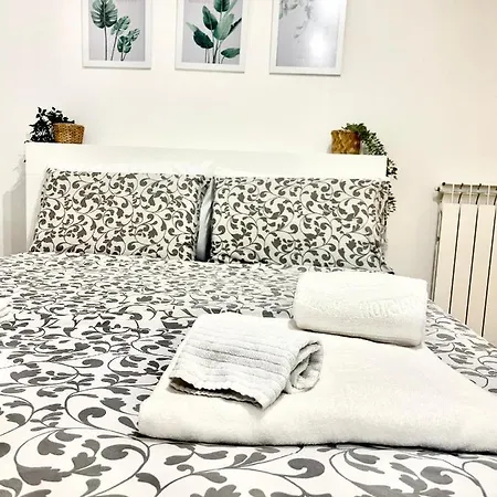 Florence Green Apartment