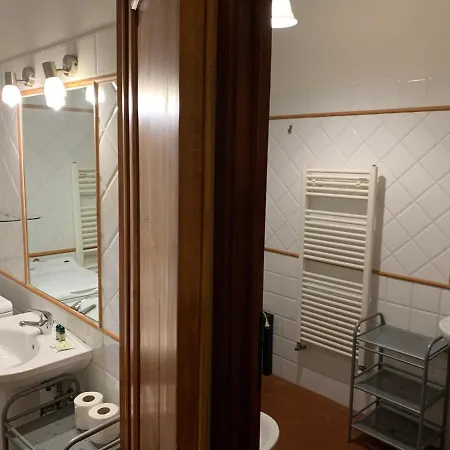 Istay - Sdrucciolo Dei Pitti - Four * Florenz