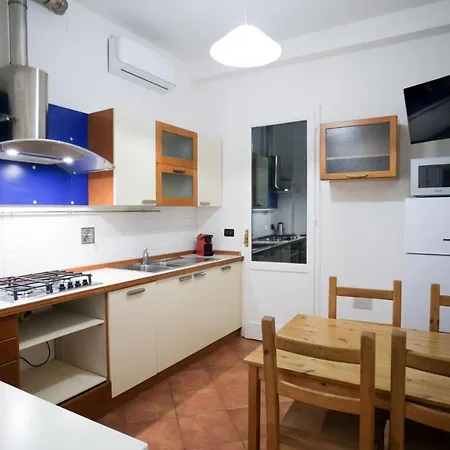 Apartment Le Dantesche Boutique Florence