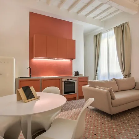 Seggiole Boutique Iris Apartment Florence
