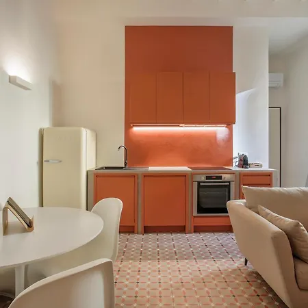 Seggiole Boutique Iris Apartment *