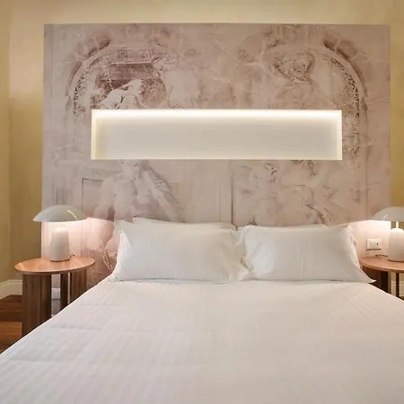 Apartment Seggiole Boutique Iris Florence