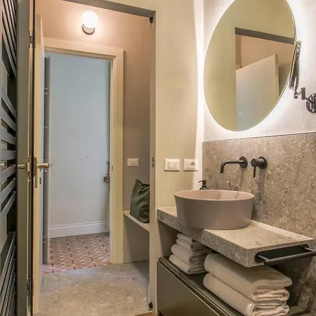 Seggiole Boutique Iris Apartment