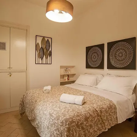 Casa Medici Riccardi - 50mt Da Piazza Duomo *
