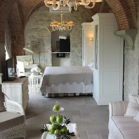 Le Fontanelle - Residenza D'epoca 4*