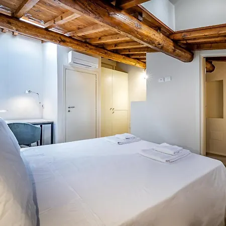 Apartment Yid Lovely Duomo *