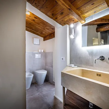 Yid Lovely Duomo Apartment