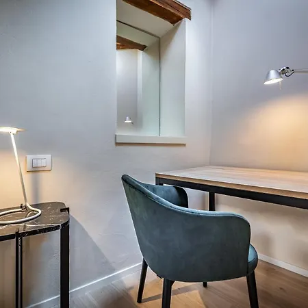 Apartment Yid Lovely Duomo *