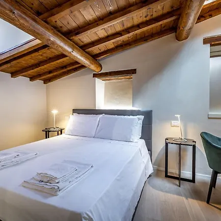 Yid Lovely Duomo Apartment Florence