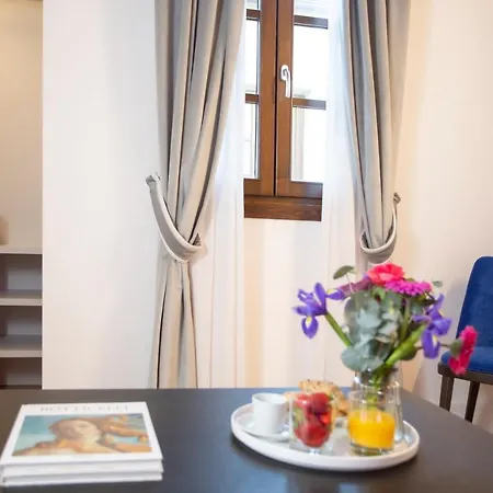Casual Rinascimento Hotel