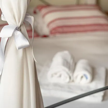 Bed & Breakfast Antica Posta 3*