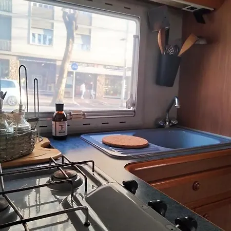 Campingplatz In The Camper *