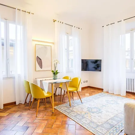 Condotta 16 Apartment *