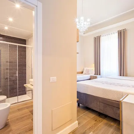 Отель Bijou Roof Terrace Флоренция