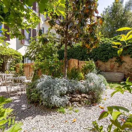 Secret Garden Bed & Breakfast