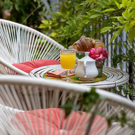 Secret Garden Bed & Breakfast *
